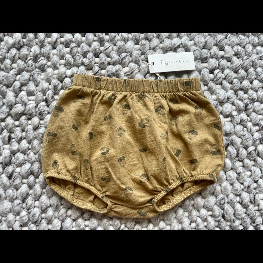 Rylee + Cru acorns bloomer - 18/24 months
